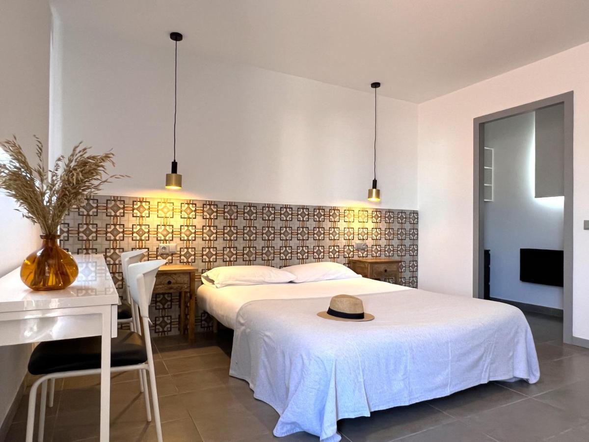 Maritime Apartamentos Cabanal Valencia Exterior photo